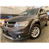 Image 1 : PARKSVILLE - 2015 DODGE JOURNEY GREY 194875 KMS - B610693