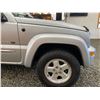 Image 25 : PARKSVILLE - 2002 JEEP LIBERTY SILVER 233807 KMS - D195112
