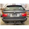 Image 17 : PARKSVILLE - 2001 BMW X5 SILVER 266308 KMS - BM88815