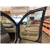 Image 37 : PARKSVILLE - 2001 BMW X5 SILVER 266308 KMS - BM88815