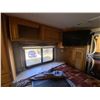 Image 42 : PARKSVILLE - 2004 HOLIDAYRAM ROADMASTER WHITE 61222 MILES - D026958