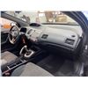 Image 30 : PARKSVILLE - 2011 HONDA CIVIC GREY 275162 KMS - D000218