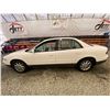 Image 23 : PARKSVILLE - 2003 BUICK REGAL WHITE 255950 KMS - B298791
