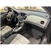 Image 38 : PARKSVILLE - 2011 CHEVROLET CRUZE GREY 137597 KMS - B153964