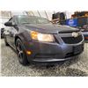 Image 8 : PARKSVILLE - 2011 CHEVROLET CRUZE GREY 137597 KMS - B153964