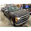 Image 10 : PARKSVILLE - 2015 CHEVROLET SILVERADO BLACK 156187 KMS - D275340