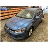 Image 4 : PARKSVILLE - 2015 VOLKSWAGEN GOLF BLUE 181854 KMS - D080996