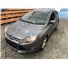 Image 4 : PARKSVILLE - 2013 FORD FOCUS GREY 75061 KMS - D134450