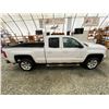 Image 12 : PARKSVILLE - 2014 GMC SIERRA WHITE 198424 KMS - D116026