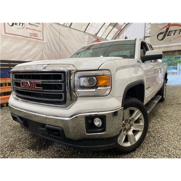 PARKSVILLE - 2014 GMC SIERRA WHITE 198424 KMS - D116026