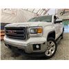 Image 1 : PARKSVILLE - 2014 GMC SIERRA WHITE 198424 KMS - D116026
