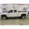 Image 23 : PARKSVILLE - 2014 GMC SIERRA WHITE 198424 KMS - D116026