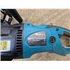 Image 2 : 421 --LIVE TRAP AND MAKITA ELECTRIC SAW WITH 14" CHAIN BAR