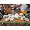 Image 1 : 422 --NORITAKE CHINA IN THE OXFORD PATTERN