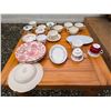 Image 1 : 427 -- JOHNSON BROTHERS ENGLISH CHIPPENDALE PLATES AND RANDOM CHINA PIECES