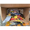 Image 3 : 434 --MILWAUKE DRILL, HACKSAW AND BOX OF MIXED ITEMS