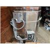 Image 2 : 441-  LARGE PARAGON ELECTRIC KILN AND BOXES OF MOLDS