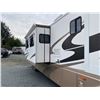 Image 53 : PARKSVILLE - 2004 HOLIDAYRAM ROADMASTER WHITE 61222 MILES - D026958