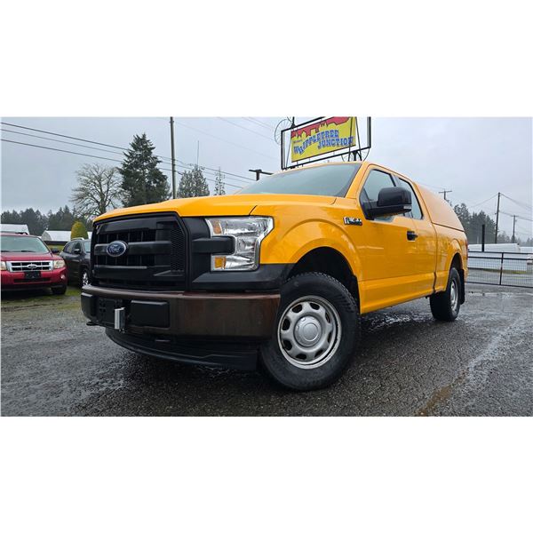 DUNCAN - 2017 FORD F-150 YELLOW  241306 KMS - BC37816