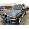 Image 3 : PARKSVILLE - 2001 BMW X5 SILVER 266308 KMS - BM88815