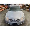 Image 8 : PARKSVILLE - 2007 TOYOTA CAMRY SILVER  221490 KMS - D030384