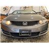 Image 5 : PARKSVILLE - 2011 HONDA CIVIC GREY 275162 KMS - D000218
