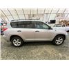 Image 11 : PARKSVILLE - 2008 TOYOTA RAV4 SILVER  143498 MILES - D130718