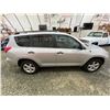 Image 12 : PARKSVILLE - 2008 TOYOTA RAV4 SILVER  143498 MILES - D130718