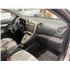 Image 38 : PARKSVILLE - 2009 TOYOTA COROLLA MATRIX SILVER 235720 KMS - B051699