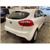 Image 15 : PARKSVILLE - 2013 KIA RIO WHITE 280212 KMS - B812006