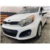 Image 2 : PARKSVILLE - 2013 KIA RIO WHITE 280212 KMS - B812006