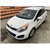 Image 4 : PARKSVILLE - 2013 KIA RIO WHITE 280212 KMS - B812006
