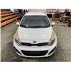 Image 7 : PARKSVILLE - 2013 KIA RIO WHITE 280212 KMS - B812006