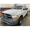 Image 3 : PARKSVILLE - 2012 DODGE RAM WHITE 428881 KMS "NO RESERVE" - D299958