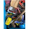 Image 2 : 500 -- LARGE TOTE OF TOOLS