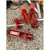 Image 1 : 516 -- SET OF JACKS