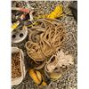 Image 3 : 525 -- WINCHES AND ROPES