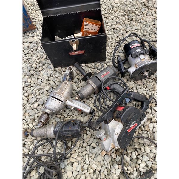 527 -- MIXED CRAFTSMAN TOOLS