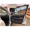 Image 37 : PARKSVILLE - 2013 NISSAN LEAF WHITE 178736 KMS - J404909
