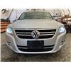 Image 5 : PARKSVILLE - 2009 VOLKSWAGEN TIGUAN GREY 224529 KMS - P533793