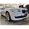 Image 8 : PARKSVILLE - 2013 BMW 750I WHITE 65641 KMS - J223981A