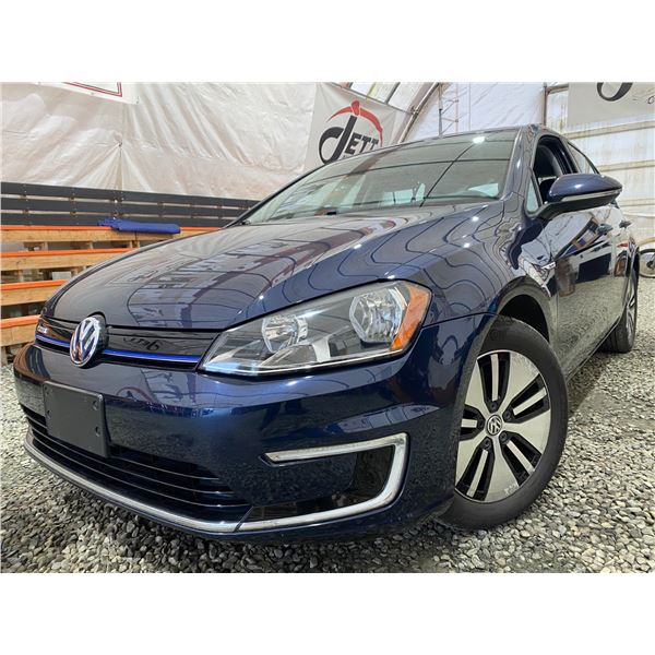 PARKSVILLE - 2016 VW E GOLF BLUE 82835 KMS - D915011