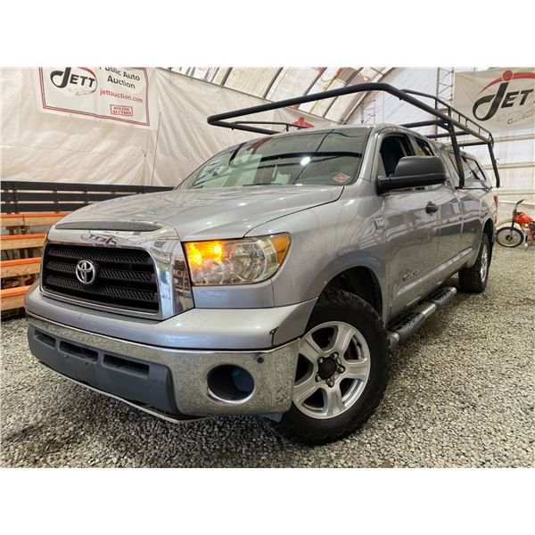 PARKSVILLE - 2007 TOYOTA TUNDRA SILVER 164957 MILES - B001776