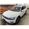 Image 4 : PARKSVILLE - 2018 VOLKSWAGEN TIGUAN WHITE 201195 KMS - D004813