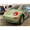 Image 14 : PARKSVILLE - 2006 VOLKSWAGEN BEETLE GREEN 178594 KMS - D416740
