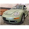 Image 2 : PARKSVILLE - 2006 VOLKSWAGEN BEETLE GREEN 178594 KMS - D416740