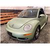 Image 3 : PARKSVILLE - 2006 VOLKSWAGEN BEETLE GREEN 178594 KMS - D416740