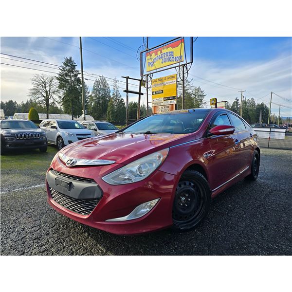 DUNCAN - 2011 HYUNDAI SONATA RED "NO RESERVE" 222993 KMS - D002518