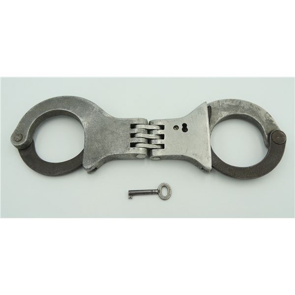 #310 WW2 German Police Politize Handcuffs w/ key