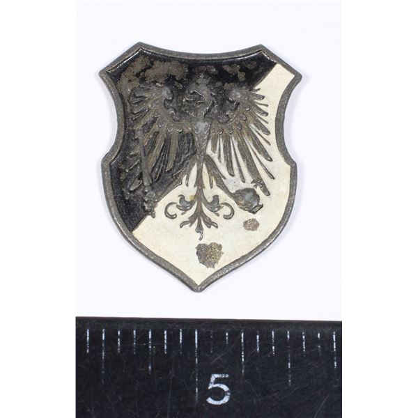 #318 WW1 German Prussian Eagle Shield Badge